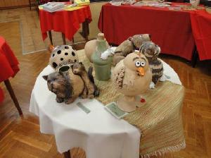 vystava - V�STAVA V�ROBK� A OBRAZ� ZAM�STNANC� CHR�N�N� D�LNY VY�EHRAD
